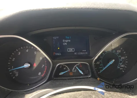 2014 Ford Focus Se из США, поврежденный, VIN 1FADP3F23EL456884